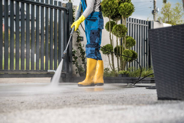 Best Concrete Pressure Washing  in Williamsburg, OH